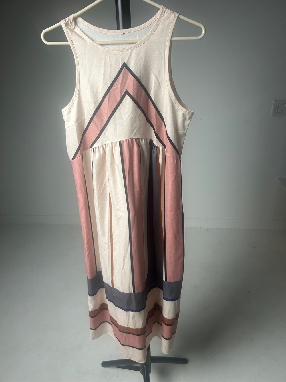 Sleeveless Pink and Cream Chevron Midi Dress